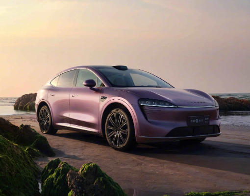 HIMA’s 2026 Stelato S9 Integrates Huawei ADS 4 for Smart Industrial Transport